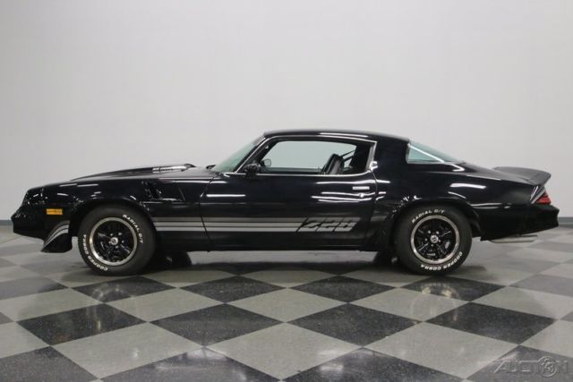 1980 Silver Chevrolet Camaro