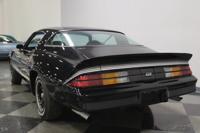 1980 Silver Chevrolet Camaro