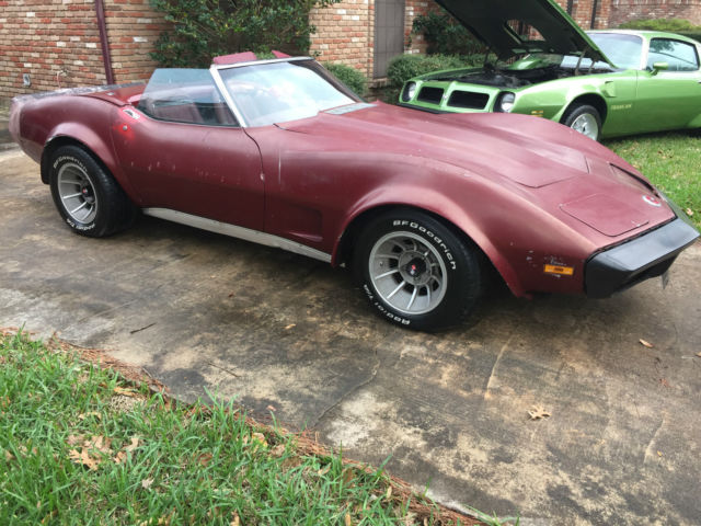 1980 Burgundy Chevrolet Corvette Coupe