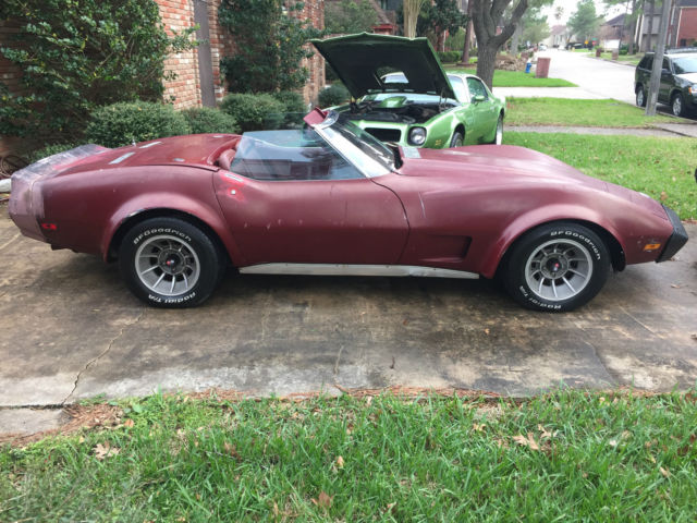 1980 Burgundy Chevrolet Corvette Coupe
