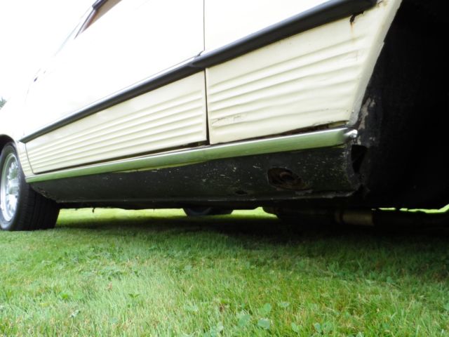 1981 Cream Mercedes-Benz SL-Class Convertible