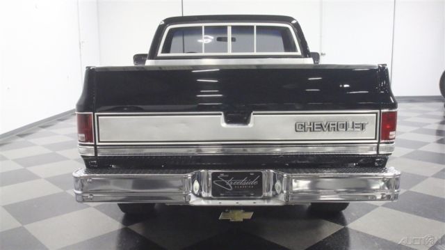 1981 Black Chevrolet C10