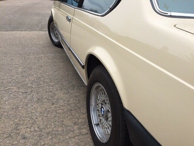 1981 Safari beige BMW 6-Series Coupe