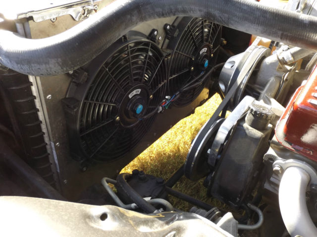 1981 Silver and Burgundy Chevrolet Camaro Coupe