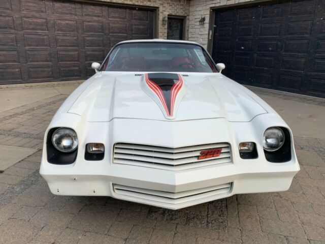 1980 White Chevrolet Camaro Coupe