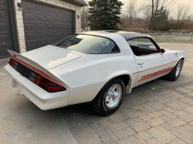 1980 White Chevrolet Camaro Coupe