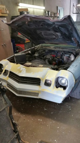 1981 Primer Gray Chevrolet Camaro Coupe
