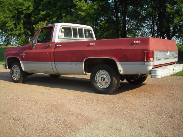 1981 Red/White Chevrolet C-10