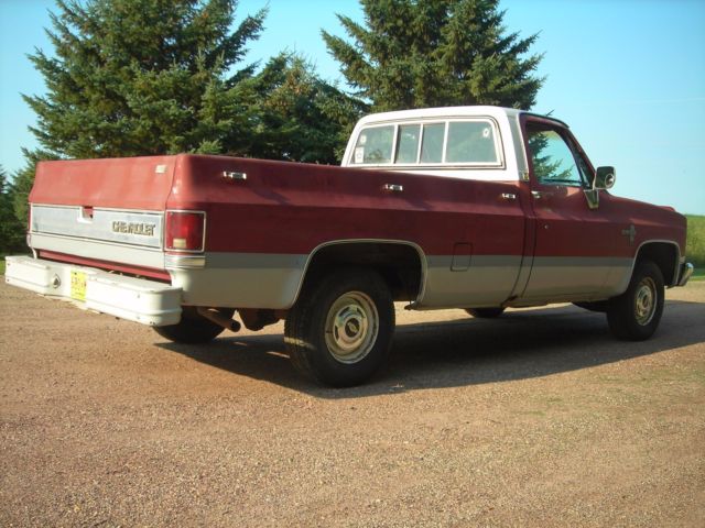 1981 Red/White Chevrolet C-10