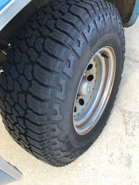 1981 Blue Chevrolet C-10 Standard Cab Pickup