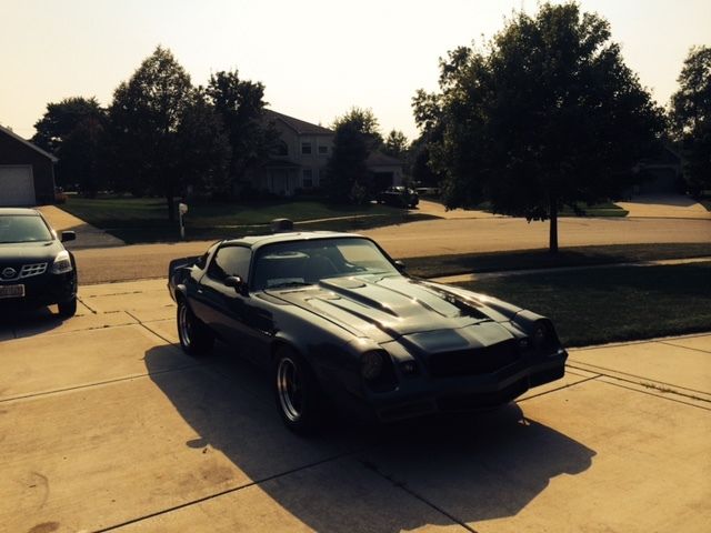 1981 White Chevrolet Camaro Coupe