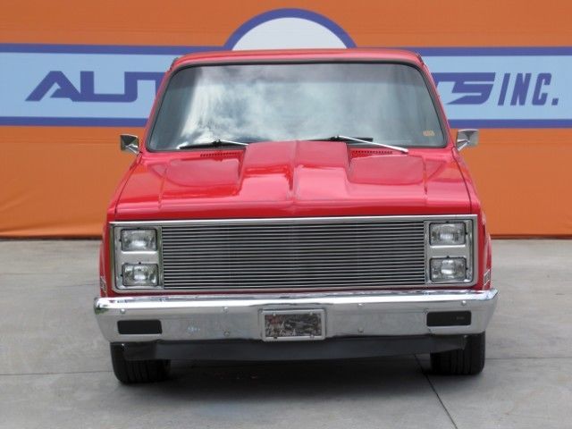 1981 Red Chevrolet C-10 --