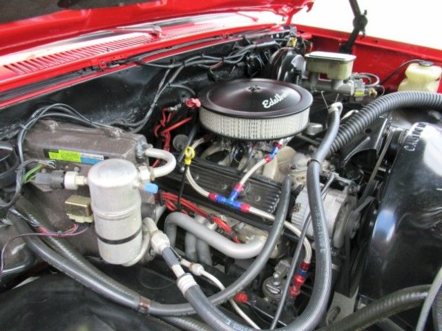 1981 Red Chevrolet C-10 --