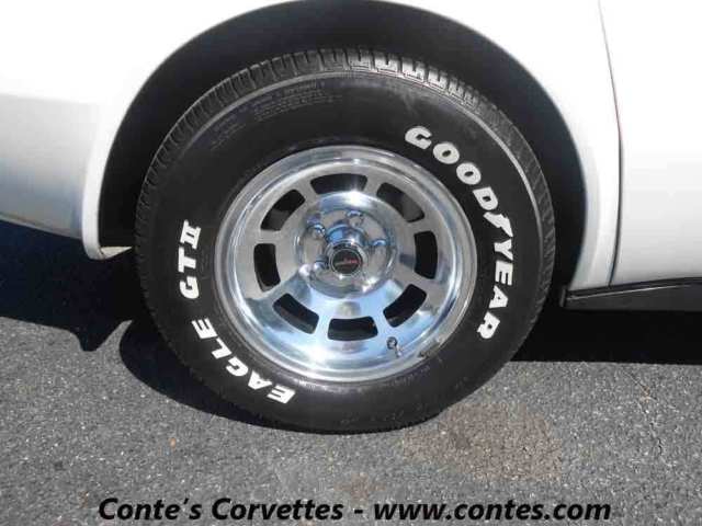 1981 White Chevrolet Corvette