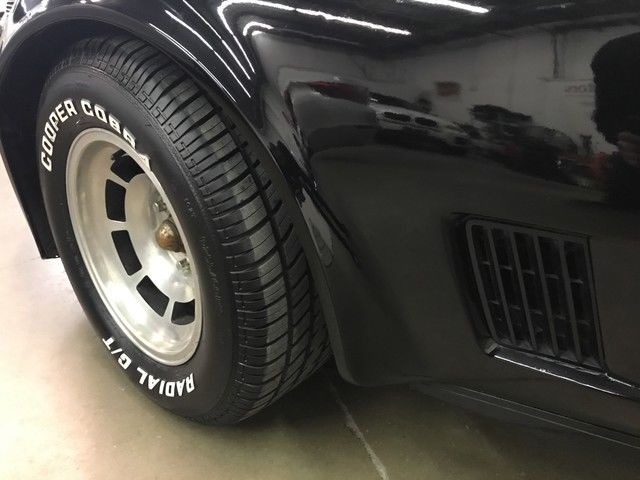 1981 Black Chevrolet Corvette Coupe