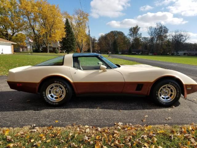 1981 Tan Chevrolet Corvette Coupe