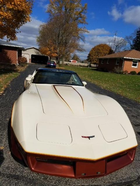 1981 Tan Chevrolet Corvette Coupe