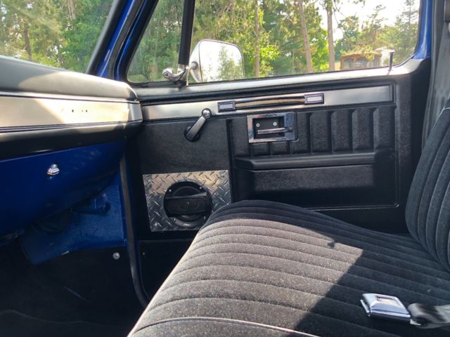1981 FIJI BLUE PEARL Chevrolet K10 Pickup REGULAR CAB PICKUP