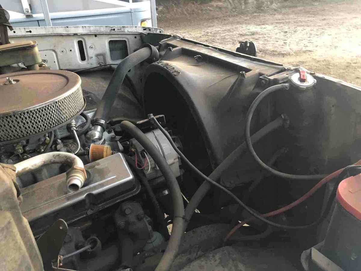 1981 White Chevrolet K20 Pickup