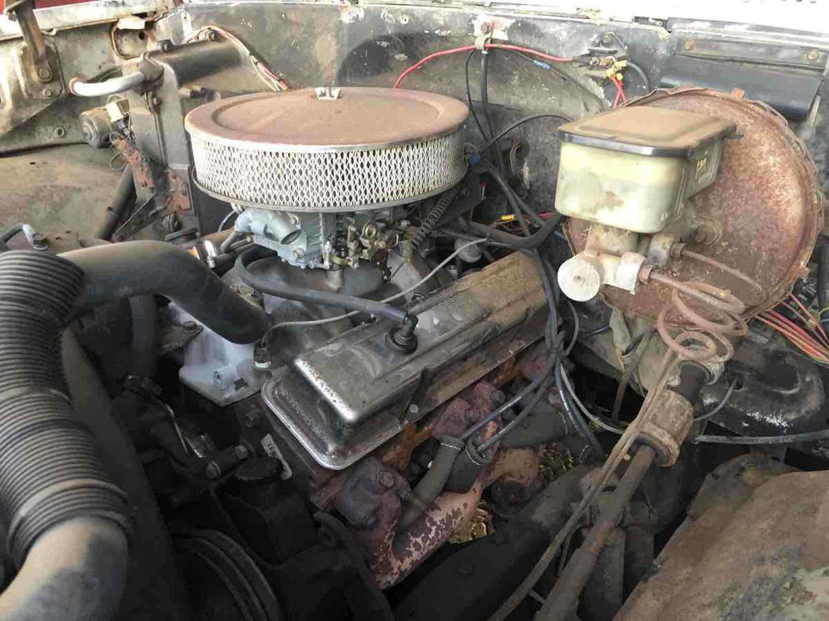 1981 White Chevrolet K20 Pickup