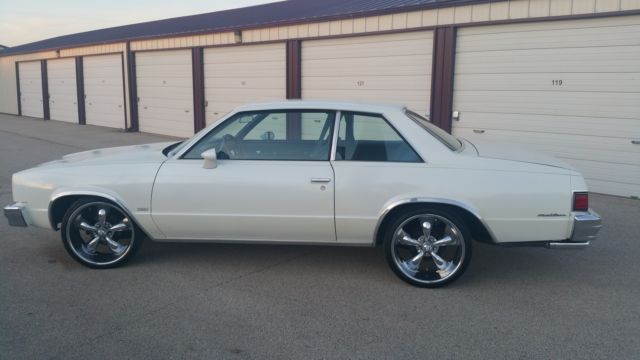 1981 White Chevrolet Malibu Coupe