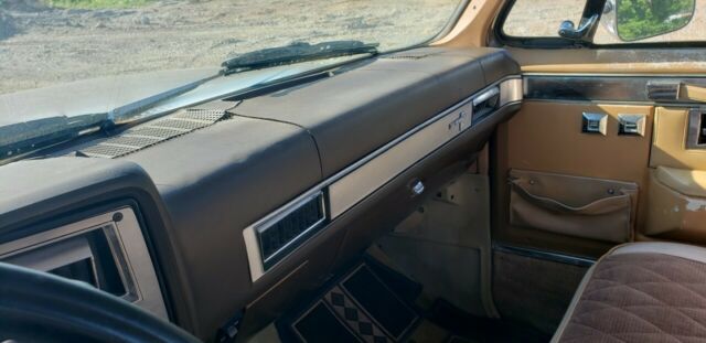 1981 Tan Chevrolet C20 Standard Cab Pickup