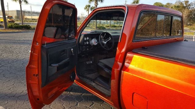 1981 Orange/Black Chevrolet C-10 Cab & Chassis