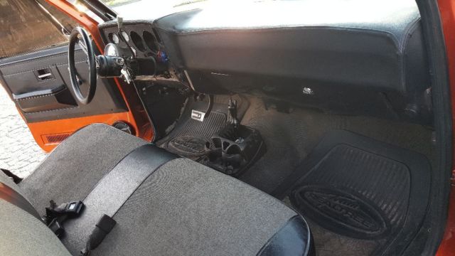 1981 Orange/Black Chevrolet C-10 Cab & Chassis
