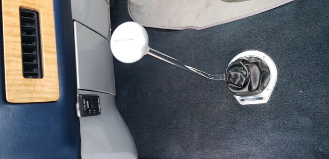 1981 BLUE/SILVER Chevrolet C-10 Standard Cab Pickup