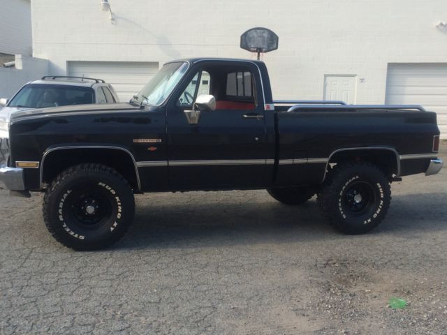 1981 Black Chevrolet C/K Pickup 1500 Standard Cab Pickup