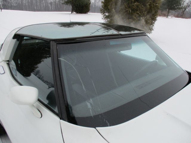 1981 White Chevrolet Corvette Coupe
