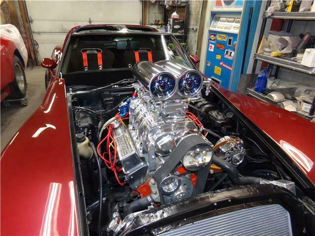 1981 brandy wine Chevrolet Corvette Coupe