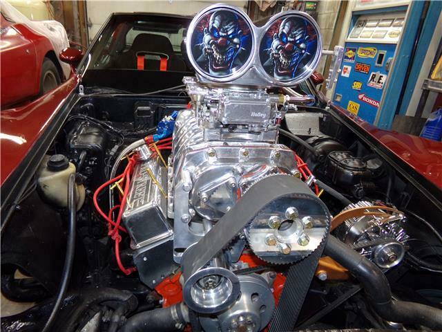 1981 brandy wine Chevrolet Corvette Coupe