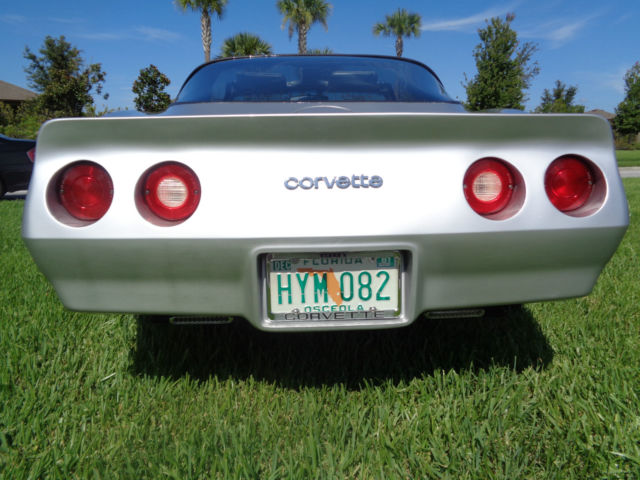 1981 Silver Chevrolet Corvette Coupe