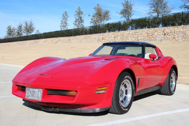 1981 Red Chevrolet Corvette Coupe