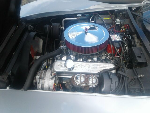 1981 Silver Chevrolet Corvette Coupe