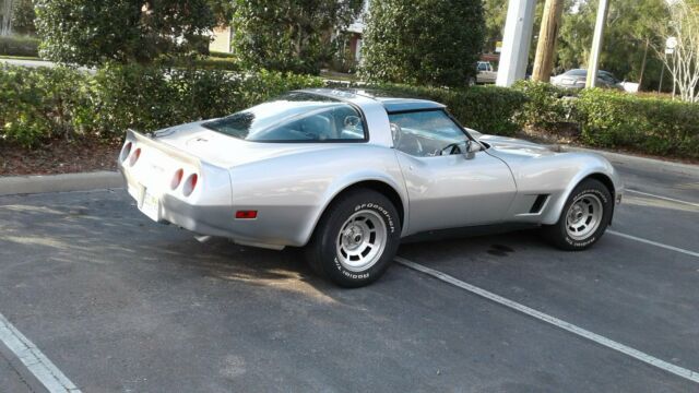 1981 Silver Chevrolet Corvette Coupe