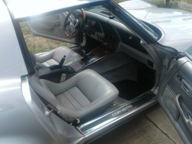 1981 Silver Chevrolet Corvette Coupe