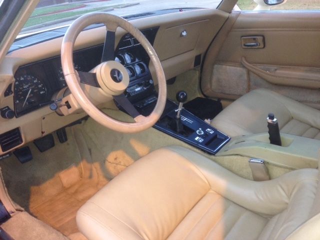 1981 Two tone tan/brown Chevrolet Corvette Coupe