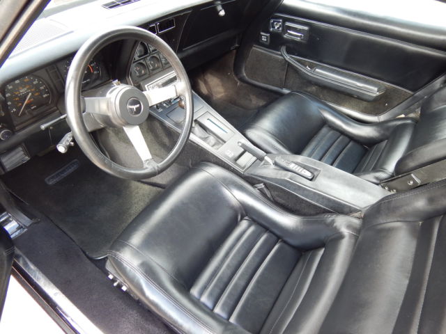 1981 Black Chevrolet Corvette Coupe