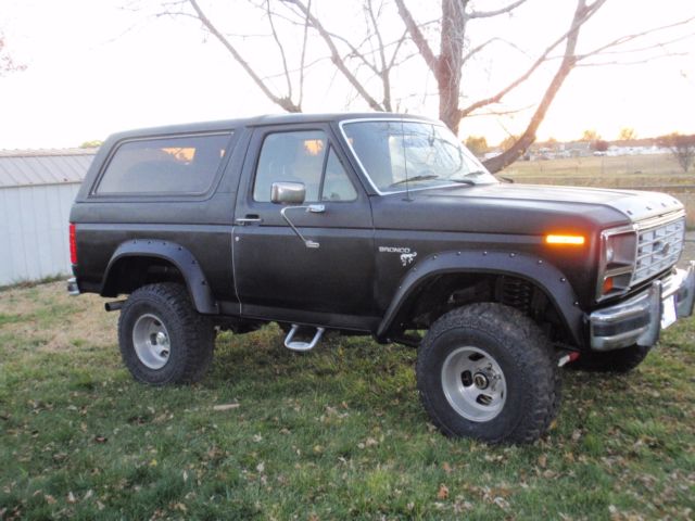 1981 Black / Black Ford Bronco