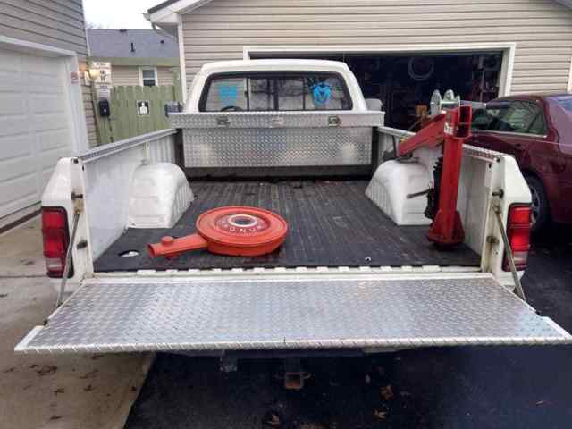 1981 White Dodge Ram 2500 full bed