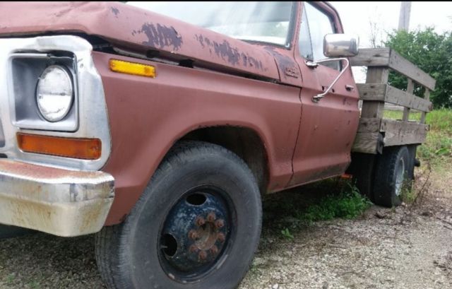 1978 Red Ford F-350 Coupe