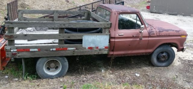 1978 Red Ford F-350 Coupe
