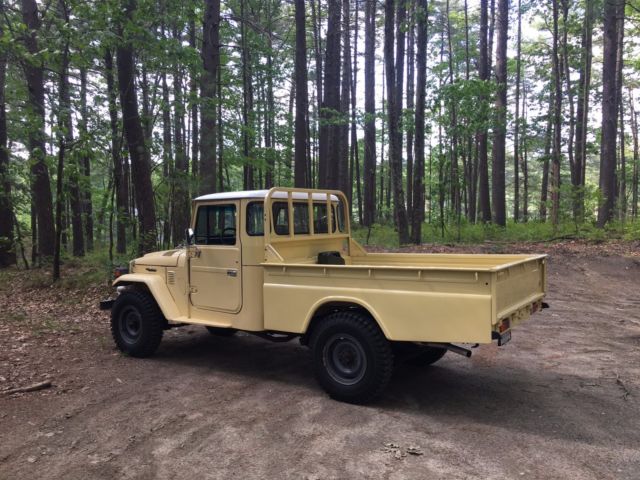 1981 Yellow Toyota Land Cruiser Standard Cab Pickup