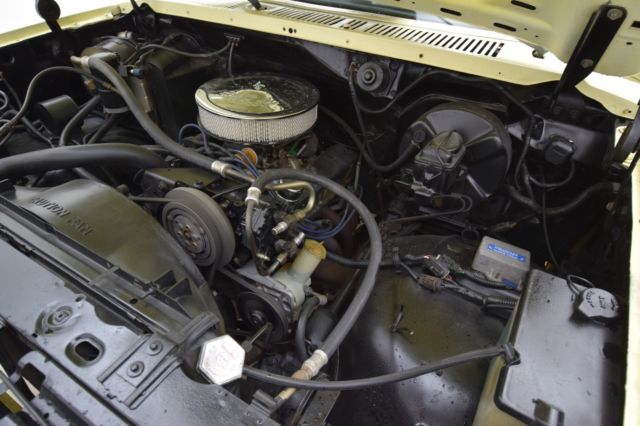 1981 Yellow Ford F-100 Pickup Truck