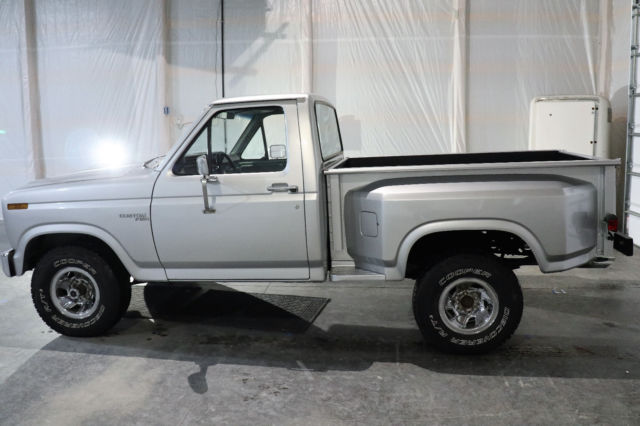 1981 Silver Ford F-150 Standard Cab Pickup