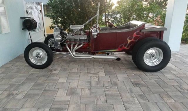 1981 Custom Ford Model T Bucket fiver glass