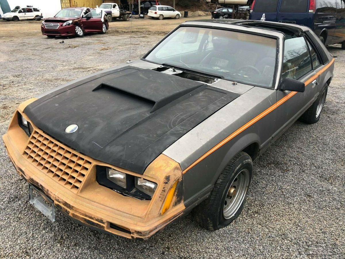 1981 Ford Mustang Coupe