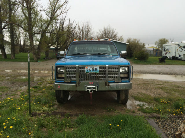 1981 Blue GMC Sierra 2500 Standard Cab Pickup